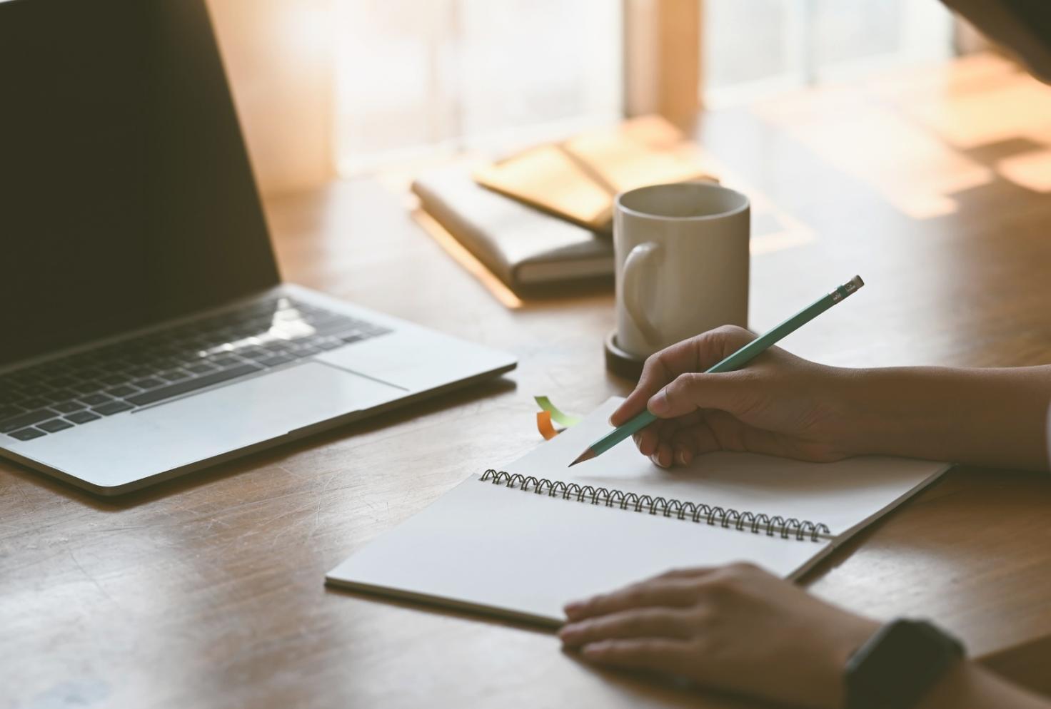 Live webinar instruction demonstrating modeling techniques